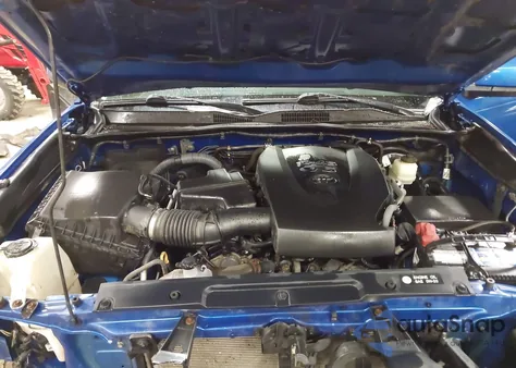 2017 Toyota Tacoma Sr5 V6 z USA, uszkodzony, nr VIN 3TMCZ5AN2HM106145